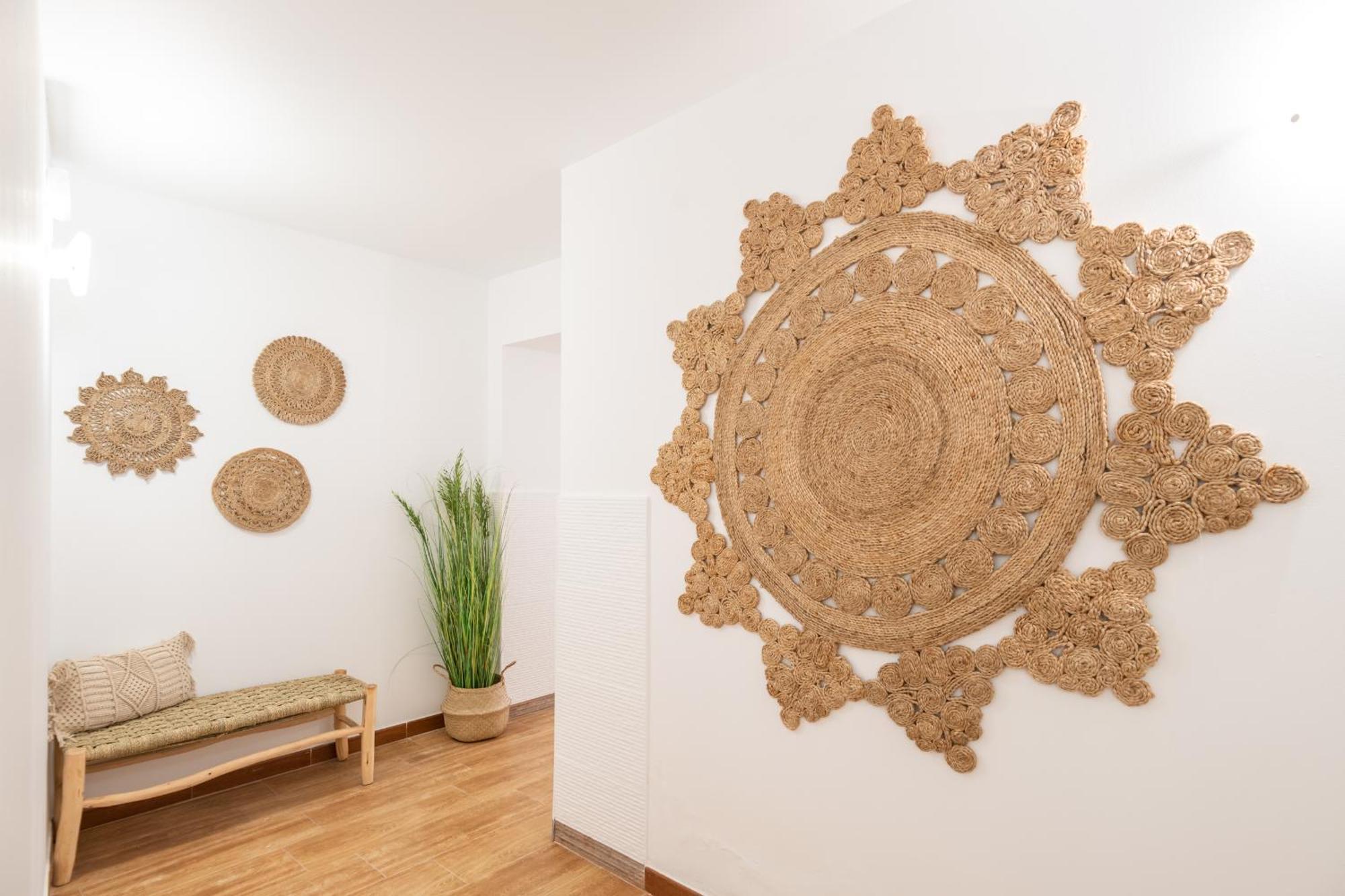 Appartement Alma House 1 *
